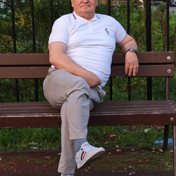 Игорь